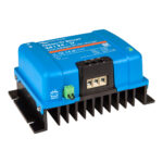 Blue non-isolated DC-DC charger with cooling fins