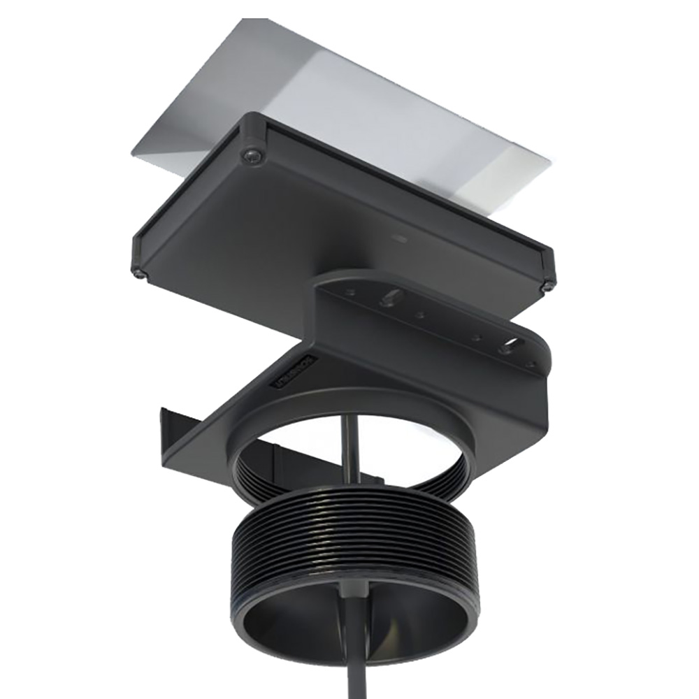 Electronic device with coil and metallic components.