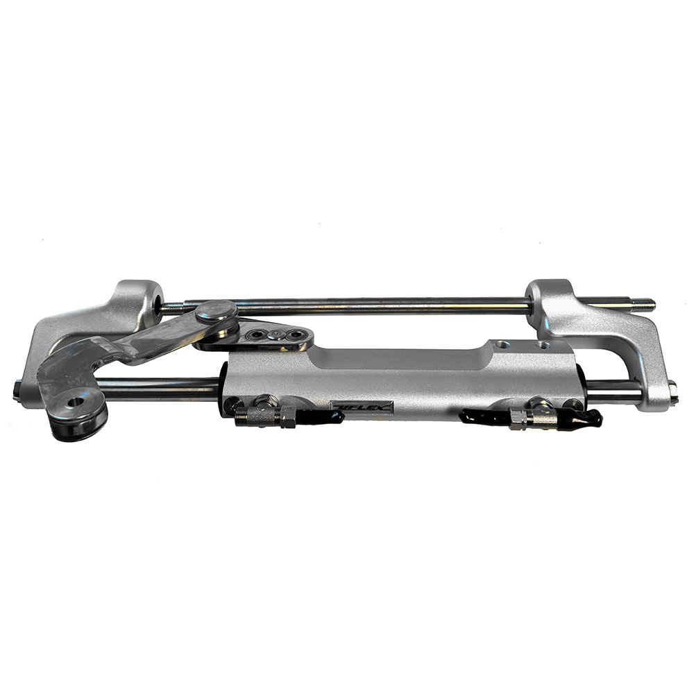 Silver hydraulic steering actuator for marine use