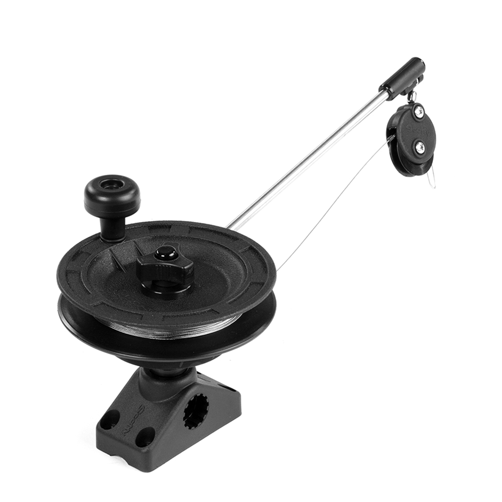 Fishing line spool with pulley system.