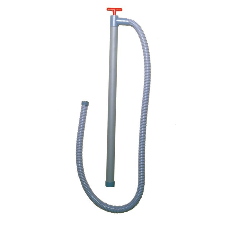 Manual water pump with flexible hose
