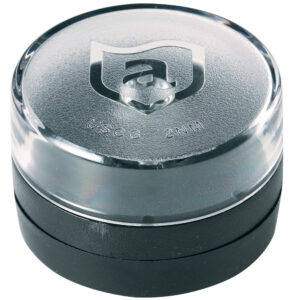 Marine navigation light with reflective top