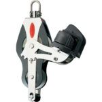 Sailboat pulley block with cam cleat