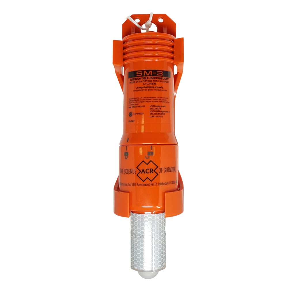 Orange SM-3 lifebuoy self-igniting light device