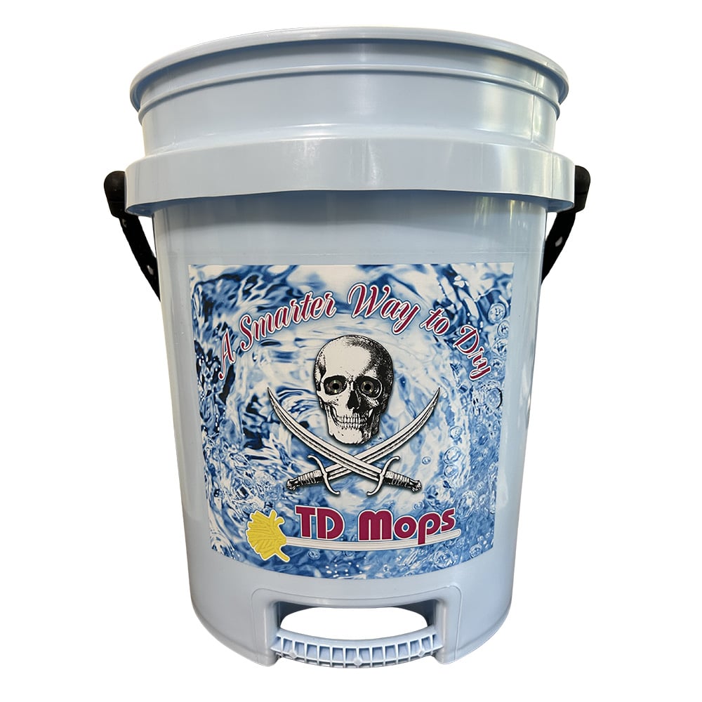 TD Mops bucket with skull design